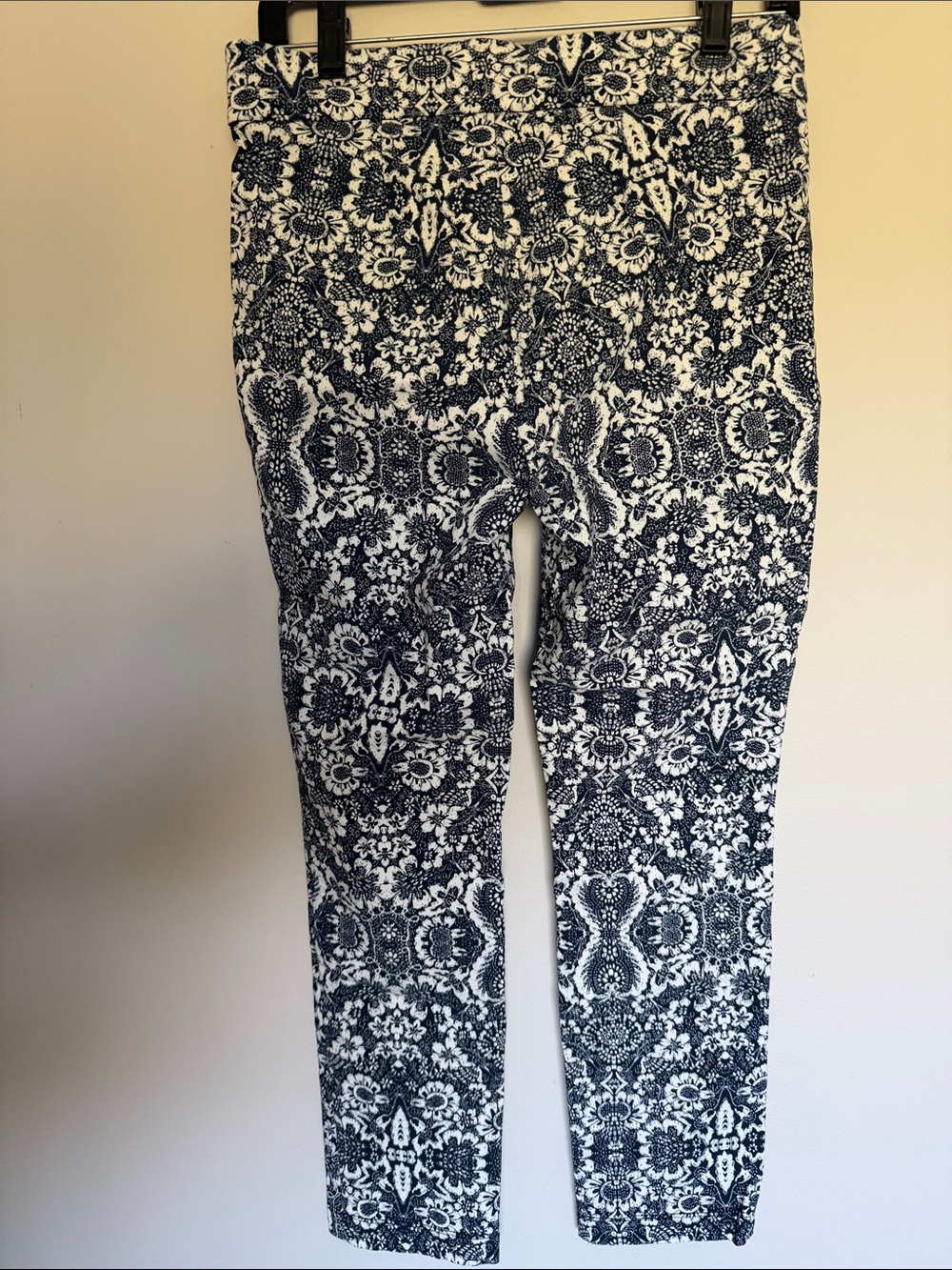 Blue & White Damask Print Stretch Pants - Picture 2 of 5